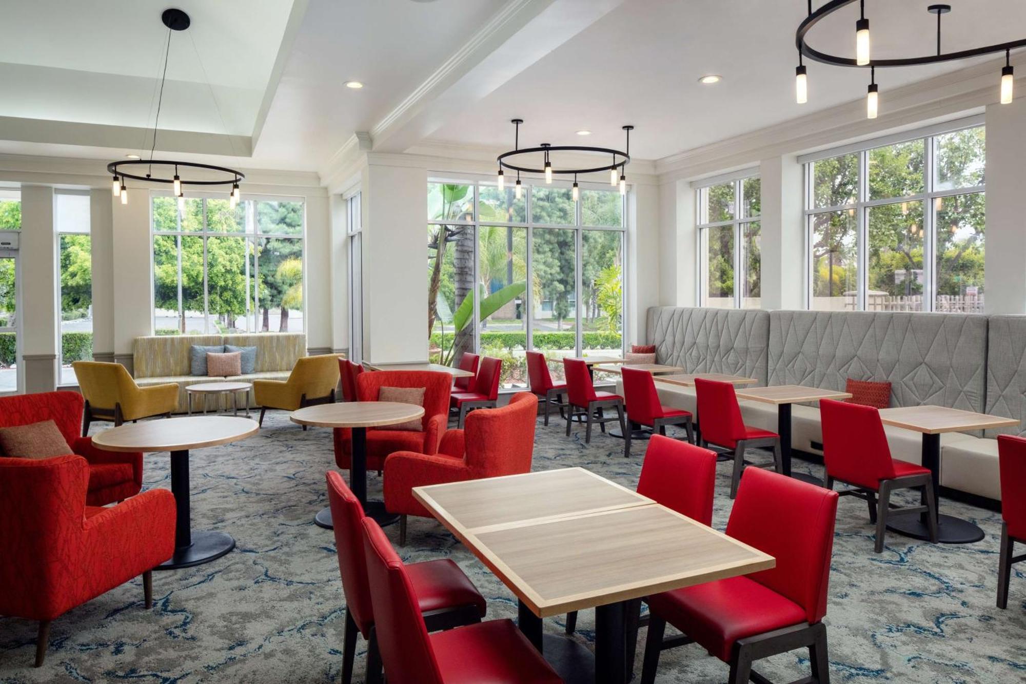 Hilton Garden Inn Arcadia/Pasadena Area Exterior photo