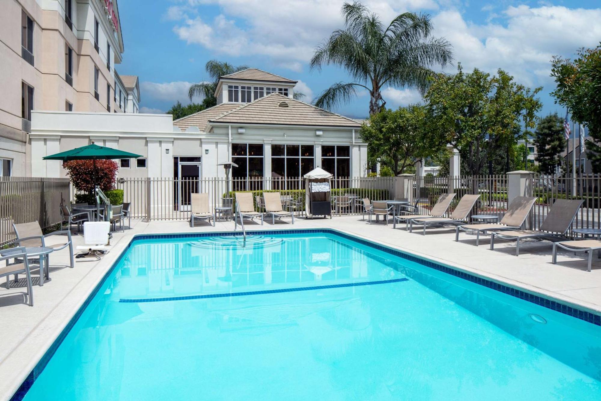 Hilton Garden Inn Arcadia/Pasadena Area Exterior photo
